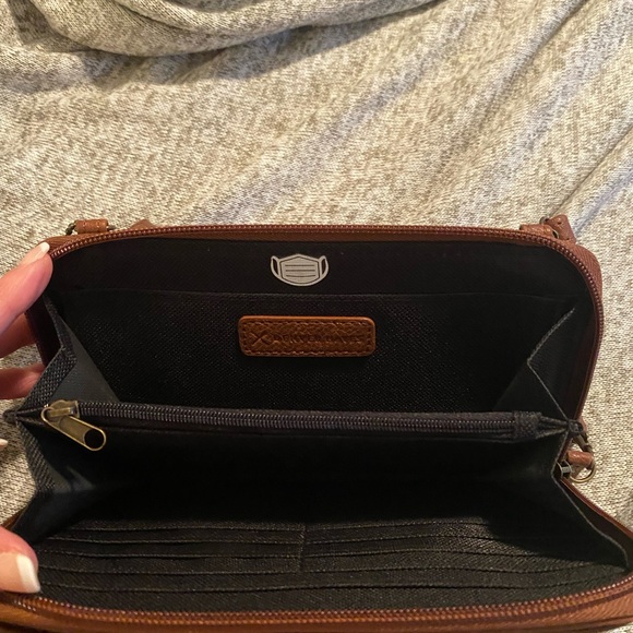 Purse never used - Picture 2 of 3